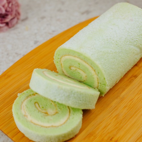 Pandan Chiffon Swiss Roll