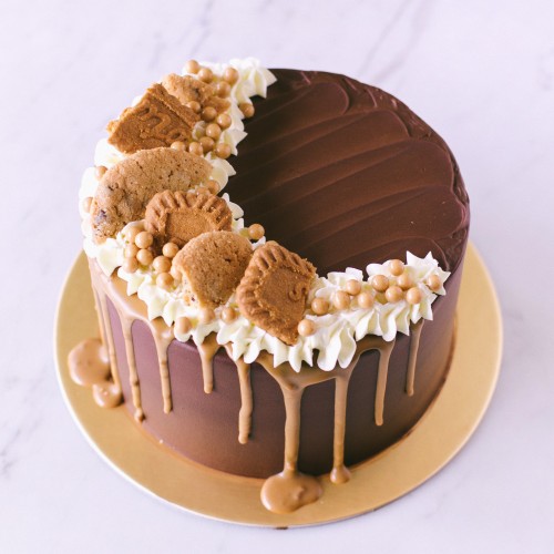 Cookie Dough Speculoos Chocolate Cake