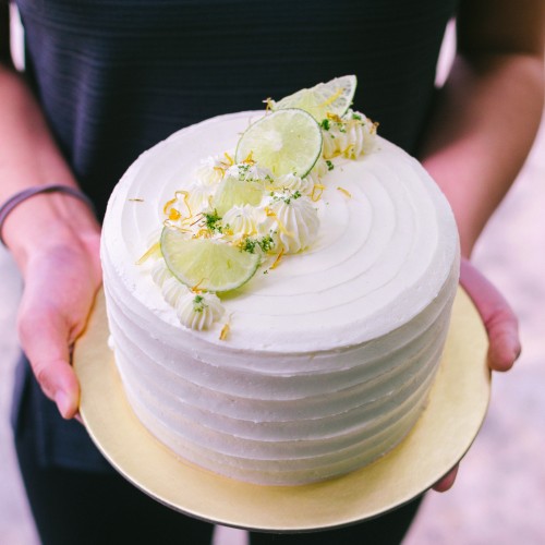 Gin & Tonic Cake (contains alcohol)