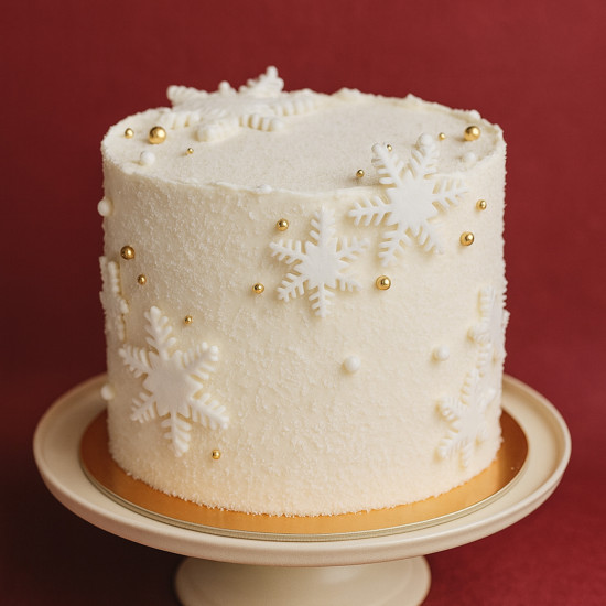 Christmas Snowflake Sparkle Cake