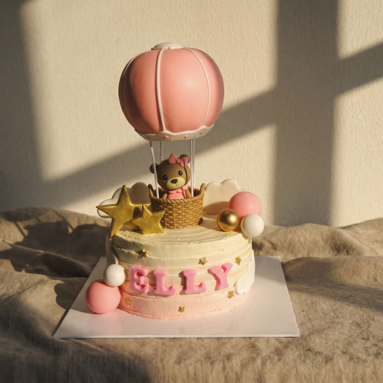 Hot Air Balloon Bear Ombre Cake