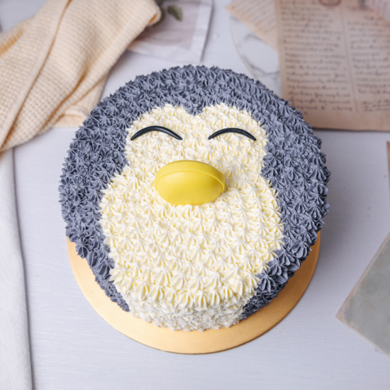 Piped Penguin Cake