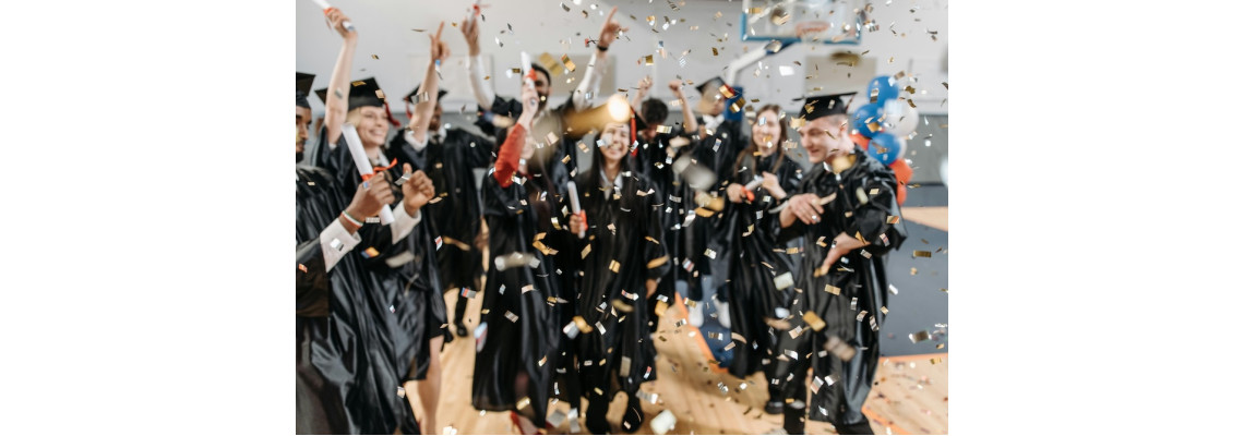 Caps, Gowns & Cake: Graduation Party Ideas for Every Milestone