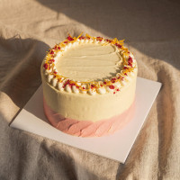 Mango Strawberry Cake